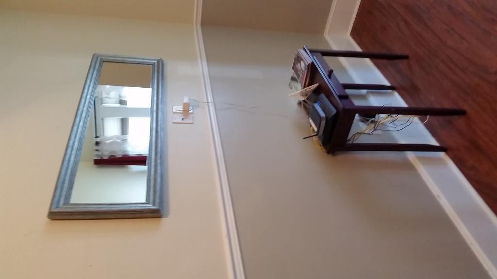Work Play Suites Union Fredericton Værelse billede