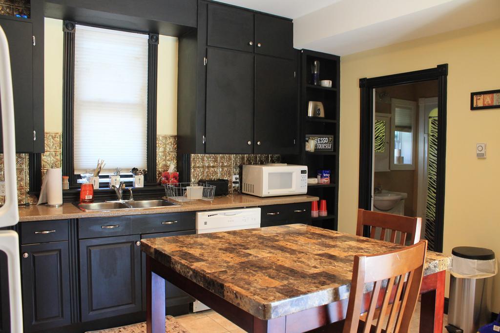 Work Play Suites Union Fredericton Eksteriør billede