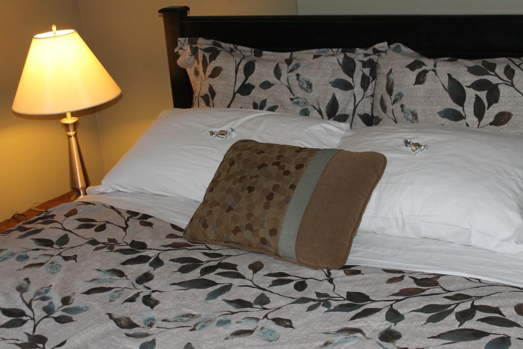 Work Play Suites Union Fredericton Eksteriør billede